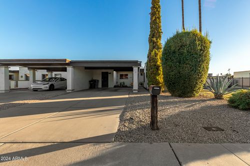 3017 W Hearn Rd, Phoenix, AZ, 85053-5723 | Card Image