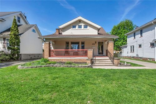 4762 S Hills Dr, Cleveland, OH, 44109-4604 | Card Image