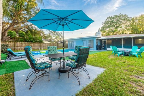 809 Glen Oak Ave E, Clearwater, FL, 33759-3402 | Card Image