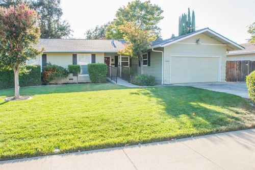 9430 2nd Avenue, Elk Grove, CA, 95624 | Card Image