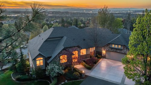 5721 S Glendora Dr, Spokane, WA, 99223-1568 | Card Image