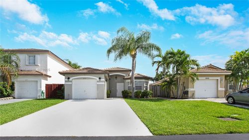 8743 Sw 213th Ln, Cutler Bay, FL, 33189-7327 | Card Image