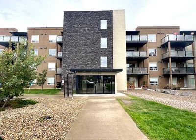 111 - 9120 96 Ave, Condo with 2 bedrooms, 2 bathrooms and 1 parking in Grande Prairie AB | Image 1