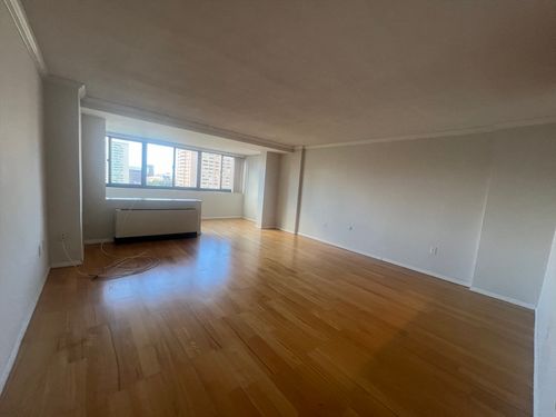 apt-12b-9 Hawthorne Pl, Boston, MA, 02114-2328 | Card Image