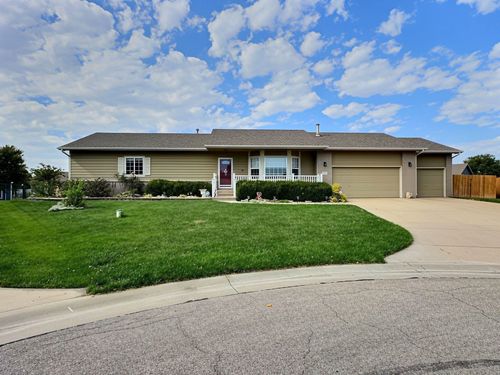 1543 N Thoroughbred Ct, Wichita, KS, 67235-8501 | Card Image