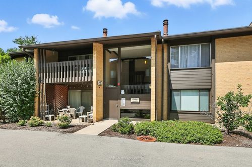 apt-102-6186 Pinewood Ct, Willowbrook, IL, 60527-1951 | Card Image