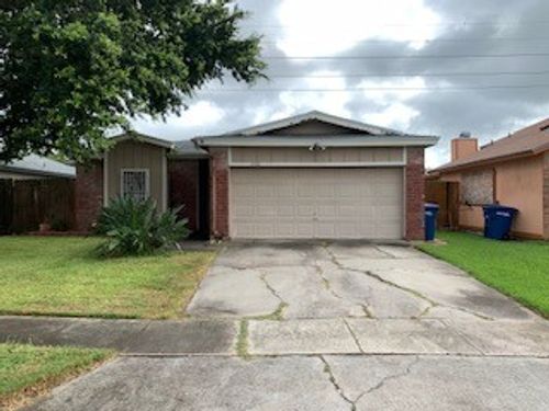 2534 Cresterrace Dr, Corpus Christi, TX, 78415-5690 | Card Image