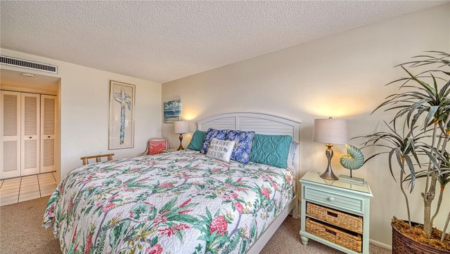 APT-204 - 6266 Midnight Pass Rd, Condo with 2 bedrooms, 2 bathrooms and null parking in SARASOTA FL | Image 10