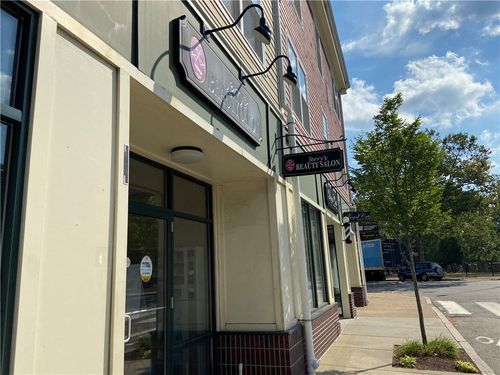 c3-512 Pine Street, Providence, RI, 02907 | Card Image