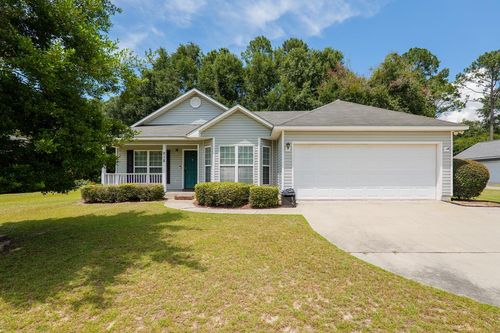 212 Hilltop Cir, Valdosta, GA, 31602-7458 | Card Image