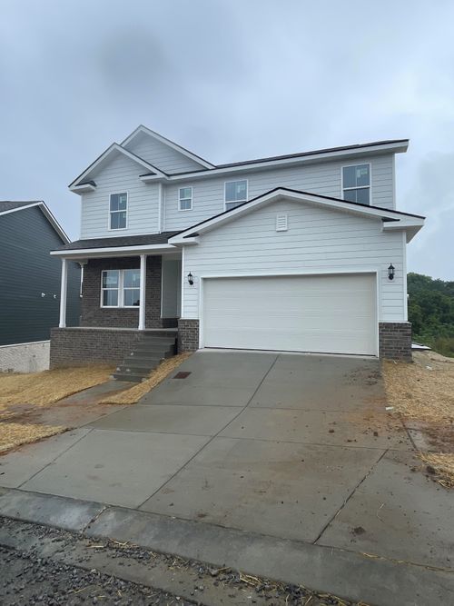 215 Land Breeze Dr, LA VERGNE, TN, 37086-4015 | Card Image