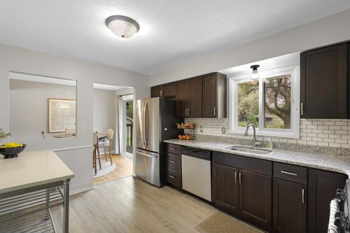 801 38th Ave, Anoka, MN, 55303-1225 | Card Image