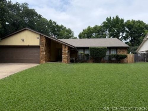 5935 79th St, Tulsa, OK, 74136-9125 | Card Image