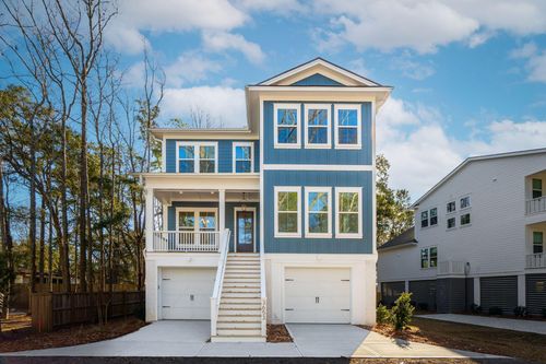3653 Pandora Dr, Mount Pleasant, SC, 29466-9112 | Card Image