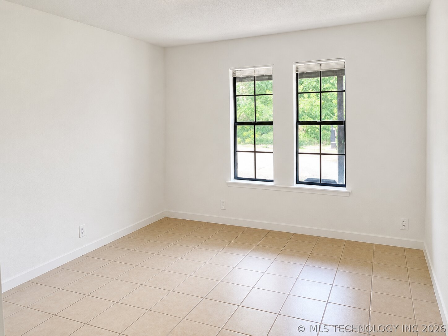 Residential Lease in Cartwright 5