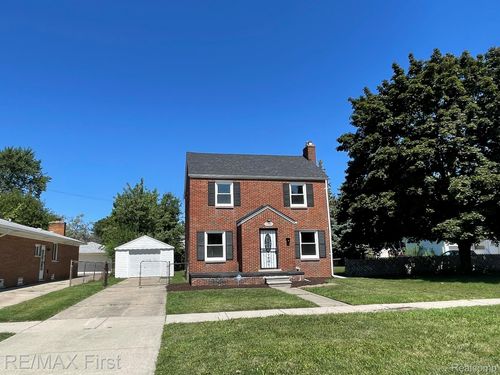 15701 Glander Ave, Eastpointe, MI, 48021-2366 | Card Image