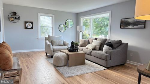 10 Sheldon Rd, Pemberton, NJ, 08068-1414 | Card Image