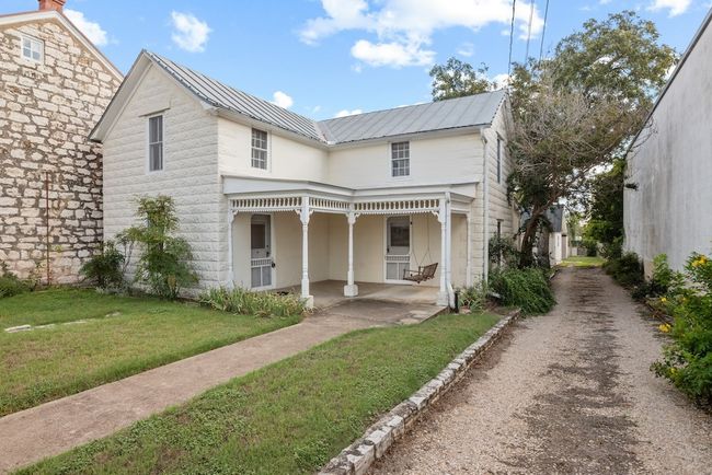 421 W Main St, Home with 0 bedrooms, 0 bathrooms and null parking in Fredericksburg TX | Image 4