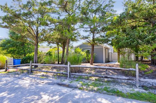 39 East Walk, Ocean Beach, NY, 11770 | Card Image