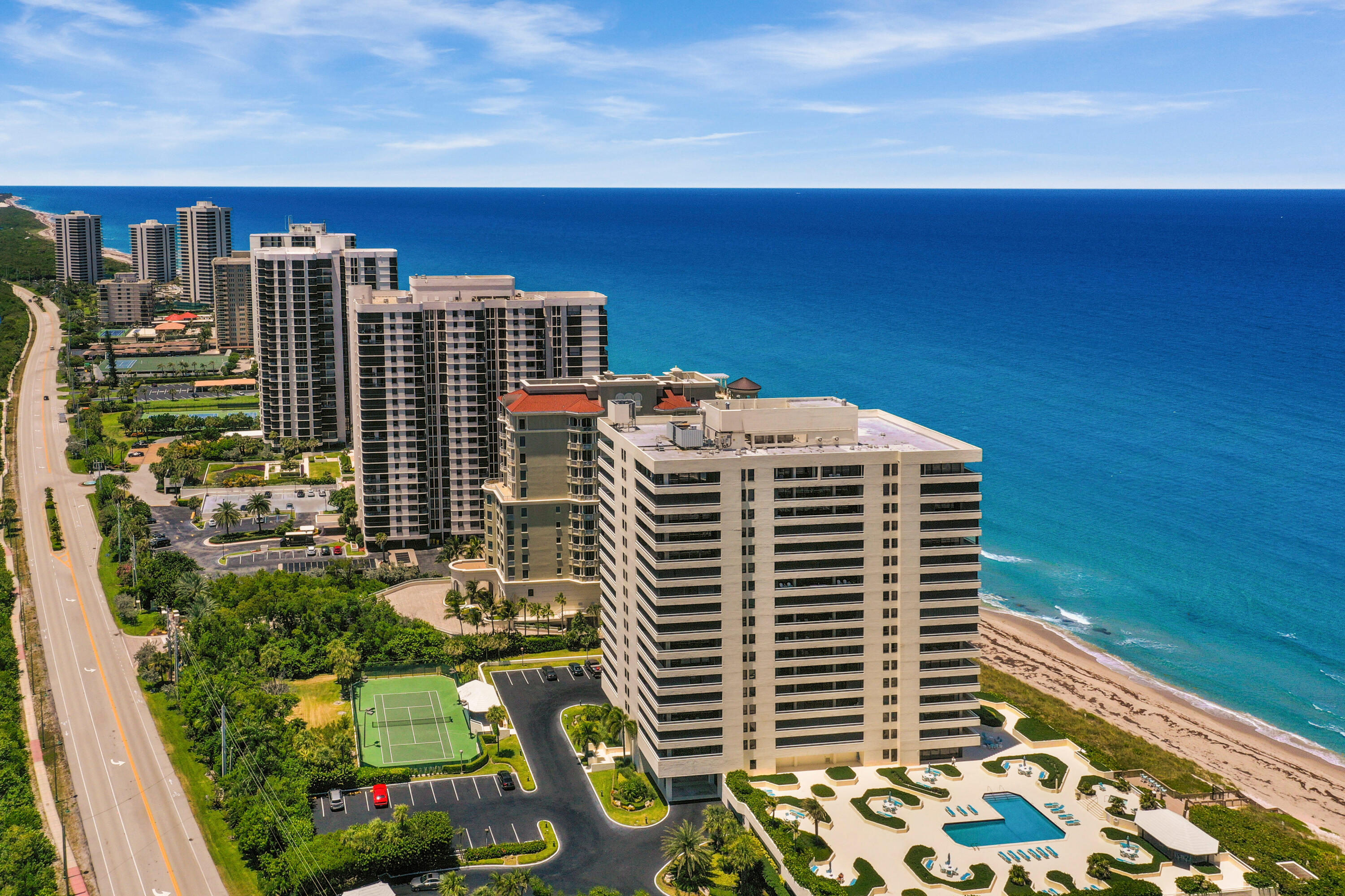 Residential Lease in Singer Island 3