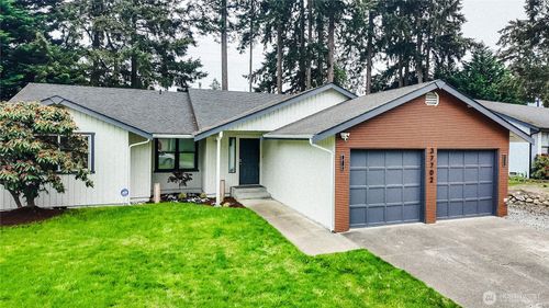 37702 27th Pl S, Federal Way, WA, 98003-7542 | Card Image