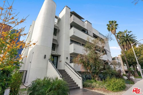 4-625 Huntley Drive, West Hollywood, CA, 90069 | Card Image