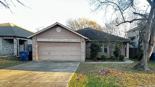 4926 Corian Well Dr, San Antonio, TX, 78247-5905 | Card Image