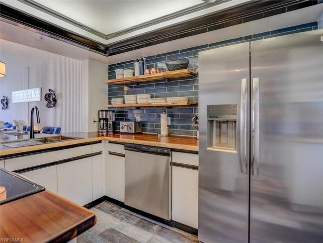 APT-522 - 4431 Bay Beach Ln, Condo with 2 bedrooms, 2 bathrooms and 1 parking in FORT MYERS BEACH FL | Image 14