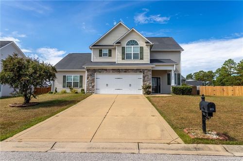 573 Wedgefield Dr, Raeford, NC, 28376-5033 | Card Image