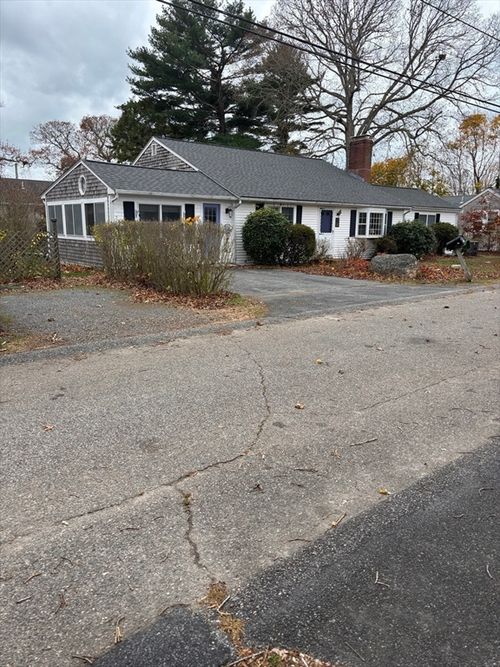 74 Hillside Ave, North Falmouth, MA, 02556-2623 | Card Image