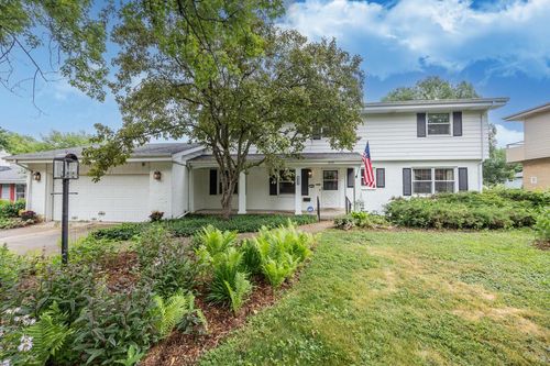 2828 N 122nd Street, Wauwatosa, WI, 53222 | Card Image