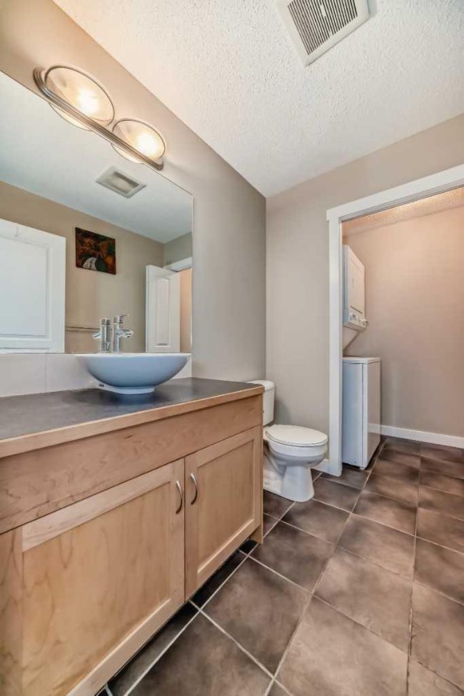 2214 - 211 Aspen Stone Boulevard Sw, Home with 2 bedrooms, 2 bathrooms and 1 parking in Calgary AB | Image 14