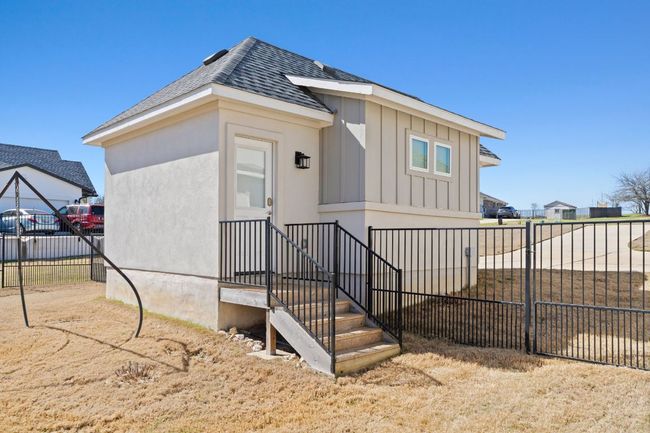193 Raptor Beak Way, House other with 3 bedrooms, 2 bathrooms and 8 parking in Cedar Creek TX | Image 4