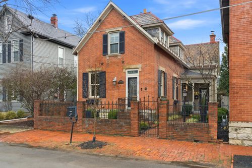 870 S 5th St, Columbus, OH, 43206-2612 | Card Image