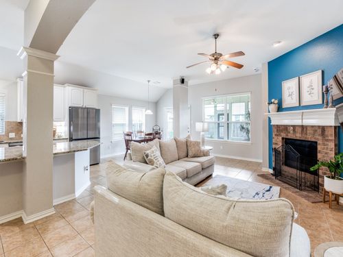 705 Lovebird Ln, Little Elm, TX, 75068-8554 | Card Image