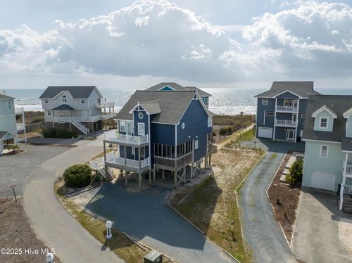 124 N Permuda Wynd Dr, N Topsail Beach, NC, 28460-8145 | Card Image