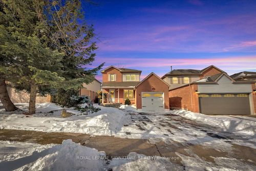 16 Nectarine Cres, Brampton, ON, L6S5Y9 | Card Image