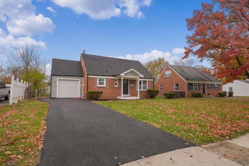 271 Carilla Ln, Columbus, OH, 43228-1384 | Card Image