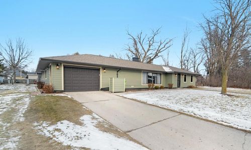 2232 Illinois Avenue, NEW HOLSTEIN, WI, 53061 | Card Image