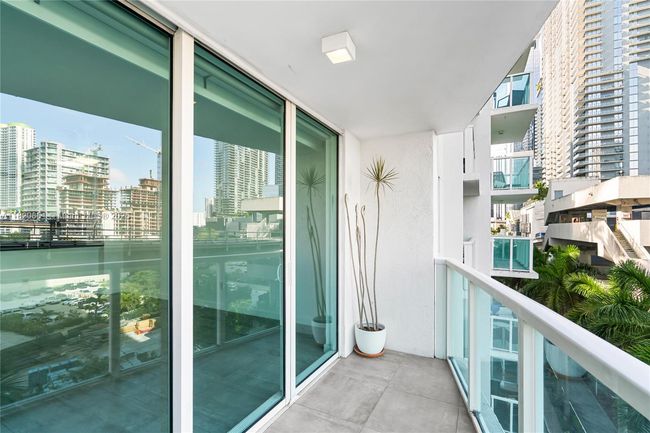 APT-707 - 31 Se 5 Th St, Condo with 1 bedrooms, 1 bathrooms and null parking in Miami FL | Image 16