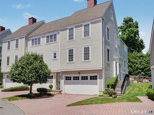 85-77 Havemeyer Ln, Stamford, CT, 06902 | Card Image