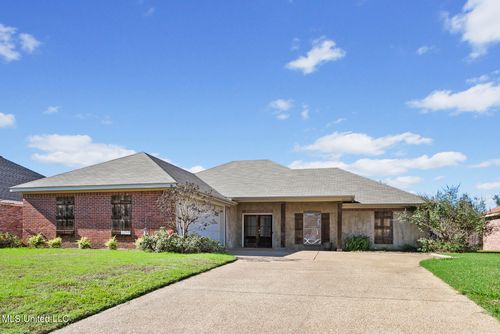 122 Sara Fox Drive, Brandon, MS, 39047 | Card Image