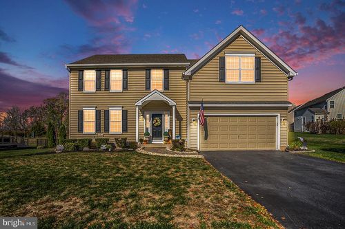 20 Bunker Way, POTTSTOWN, PA, 19464-3492 | Card Image