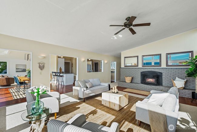 11613 Sw Shawnee Rd, House other with 5 bedrooms, 3 bathrooms and null parking in Vashon WA | Image 17