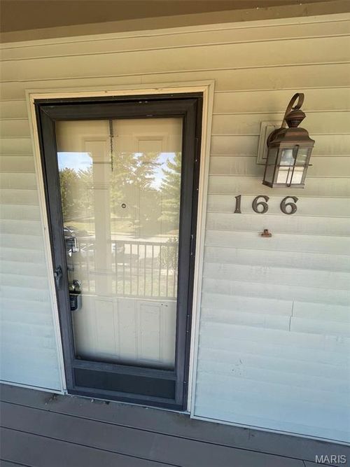 166 Eagle Rdg, O Fallon, IL, 62269-1918 | Card Image