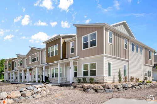176-2260 W 1400 N, Farr West, UT, 84404 | Card Image