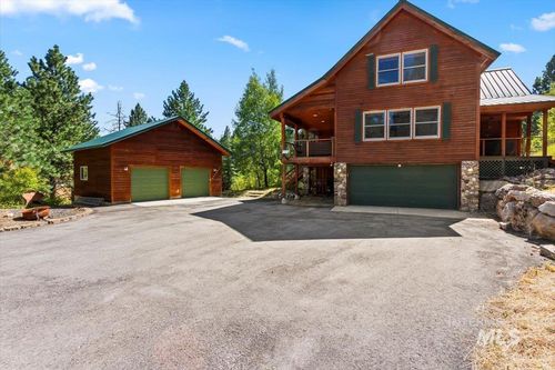 8 Condor Cir, Boise, ID, 83716-3360 | Card Image