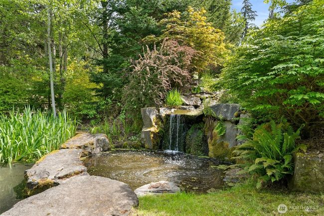9811 Glacis Dr Ne, House other with 2 bedrooms, 3 bathrooms and 2 parking in Olympia WA | Image 31
