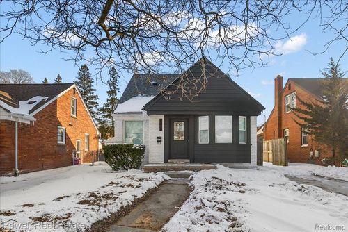 23230 Sherman St, Oak Park, MI, 48237-2338 | Card Image