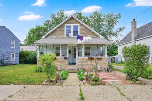 13 Orchard St, Palmer, MA, 01069-1018 | Card Image